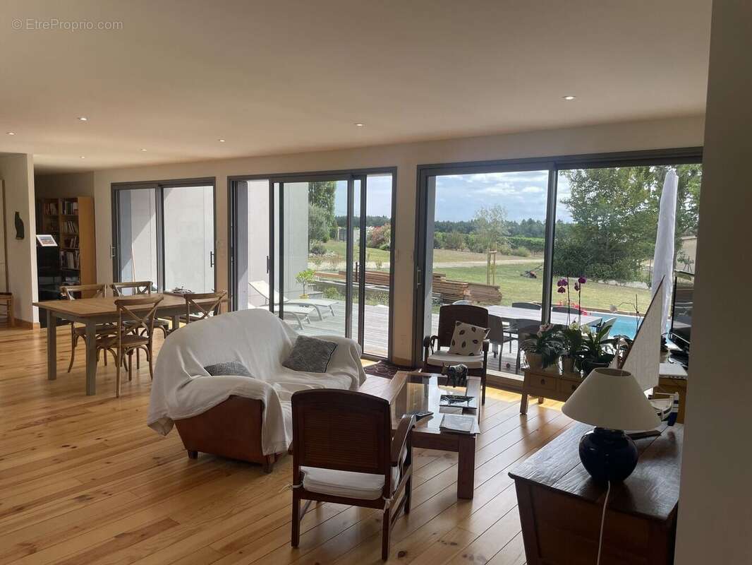 IMG5376 - Maison à BERGERAC