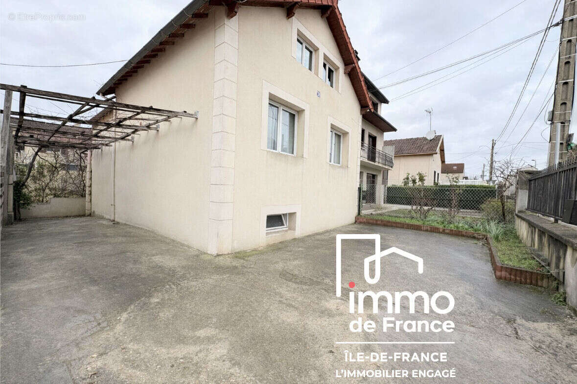 Maison à LE BOURGET