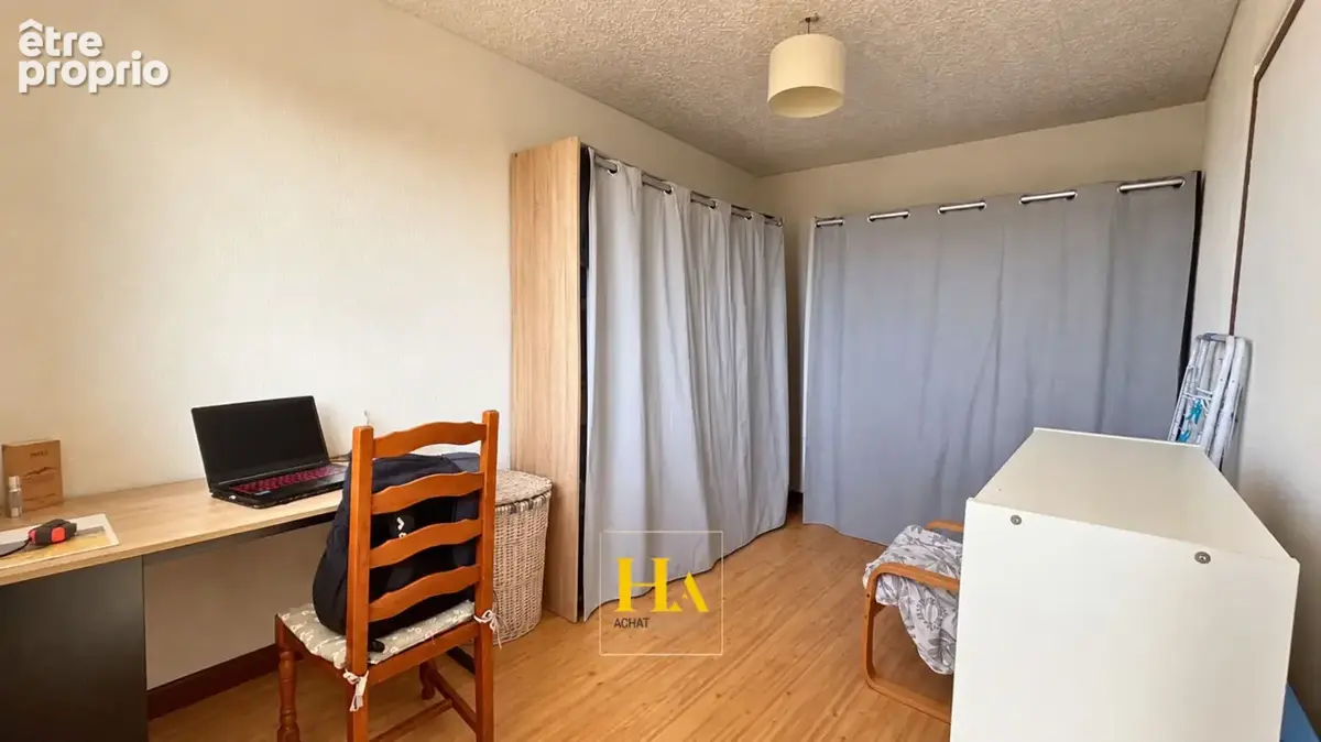 Appartement T4 dernier étage vue dégagée - photo 8