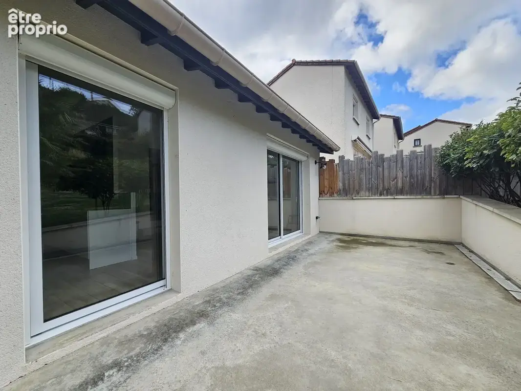 Maison 4 pièces 120 m² à vendre à Fraisses (42490) - photo 3
