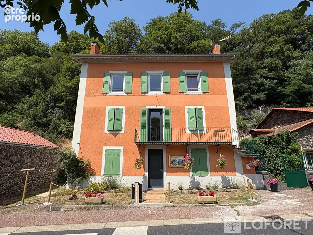 Maison Monistrol D Allier 11 pièce(s) 225 m2 - photo 2