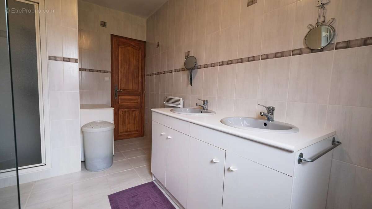 Maison de plain-pied avec vue panoramique à Dun sur Grandry - photo 12