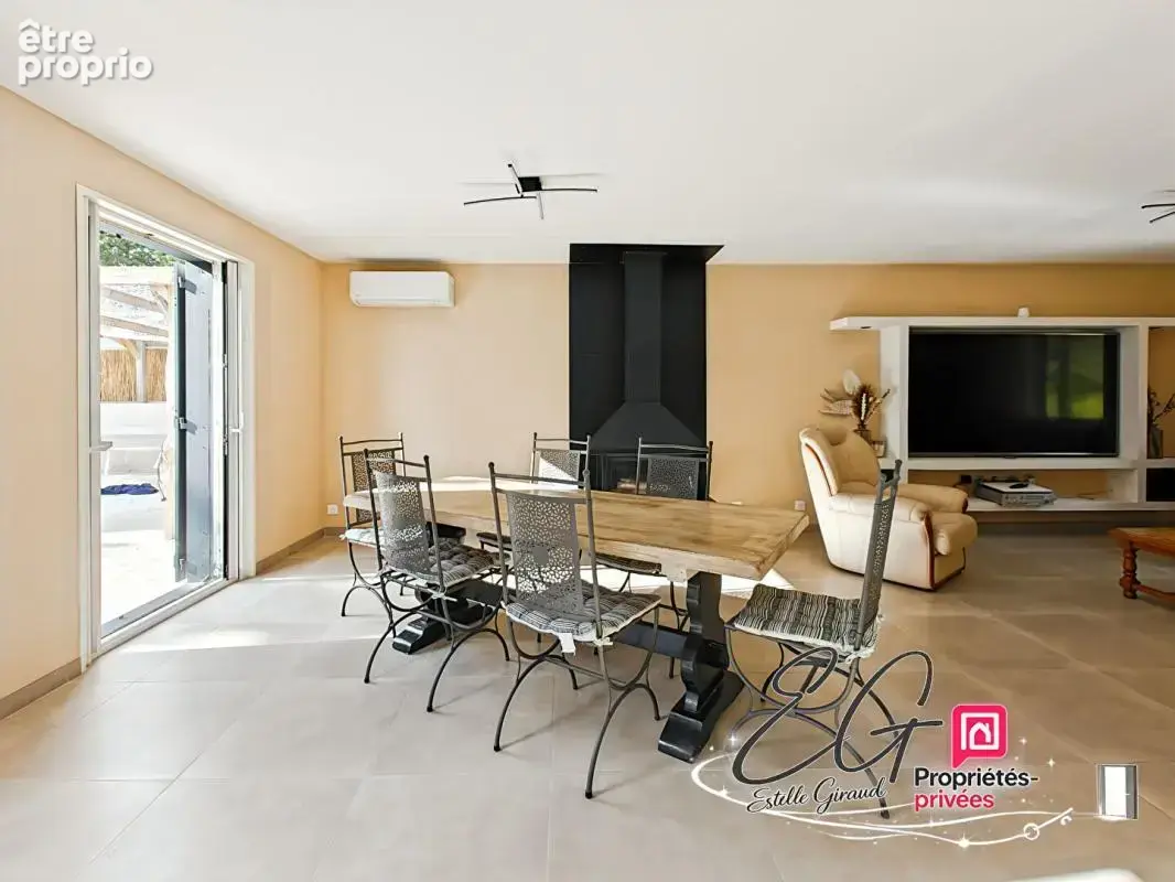 Villa de plain pied, 3 Chambres, Garage, Terrasse, Plus de 3 200 m² de terrain - photo 6