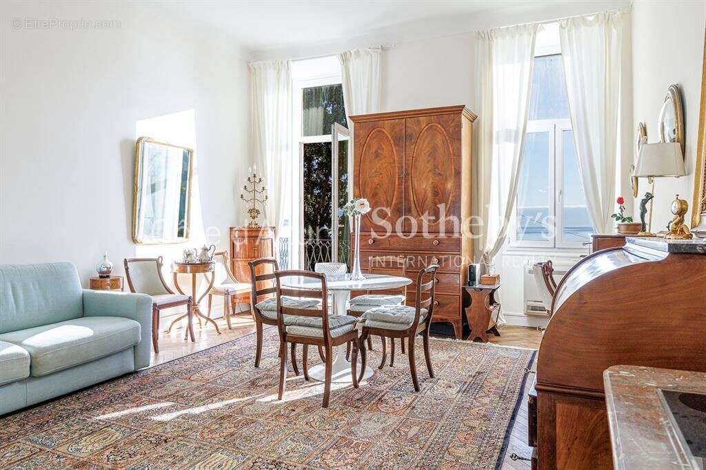 Nice Quai des États-Unis appartement 2 pièces face mer en exclusivité - photo 6