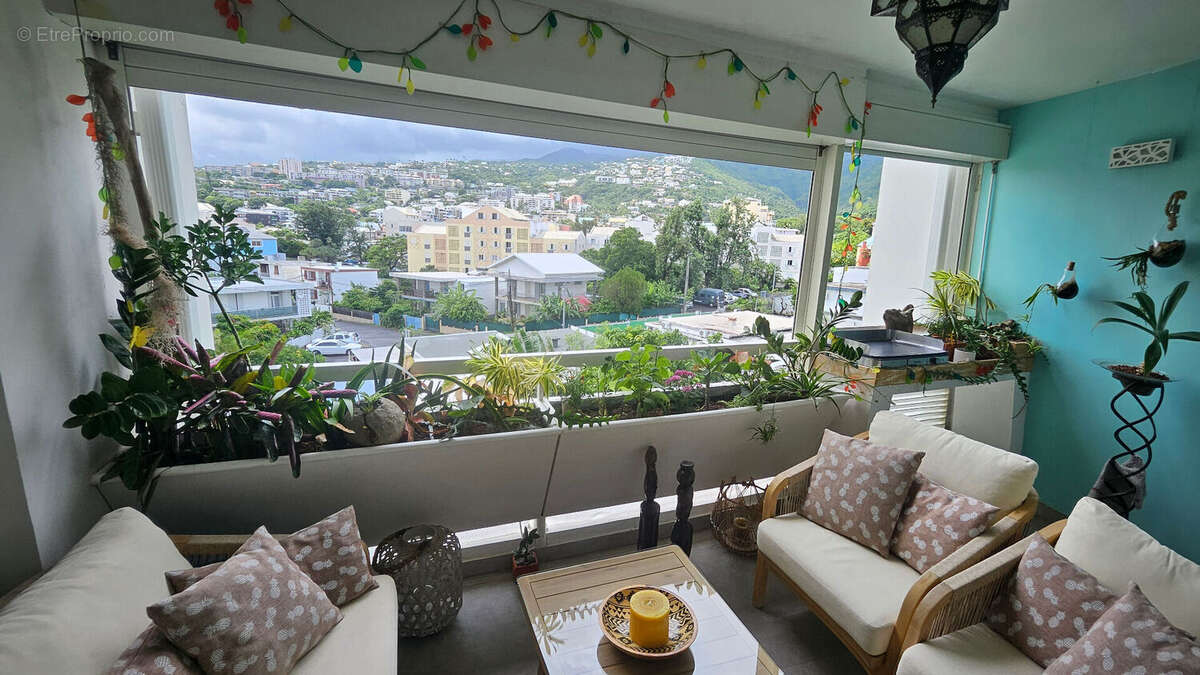 Appartement à SAINT-DENIS