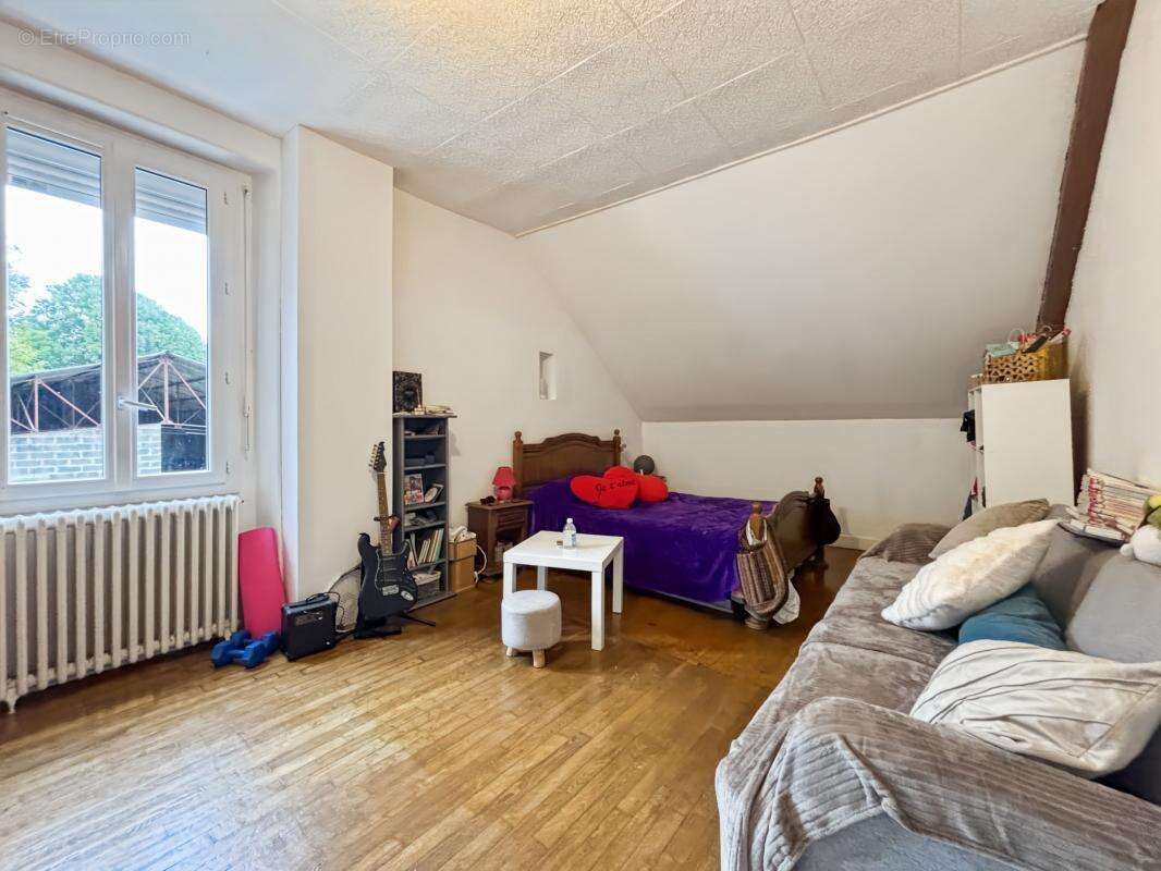 Maison à RAZAC-SUR-L&#039;ISLE