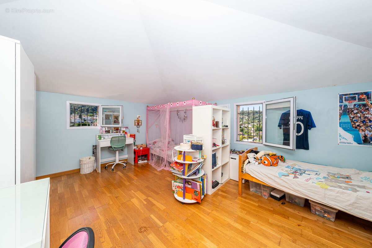 Maison à LA COLLE-SUR-LOUP