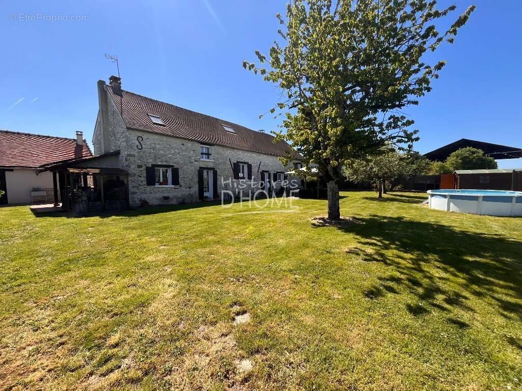 Maison à AUGERS-EN-BRIE