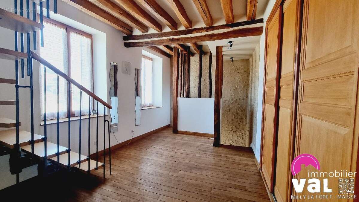 Maison à MILLY-LA-FORET