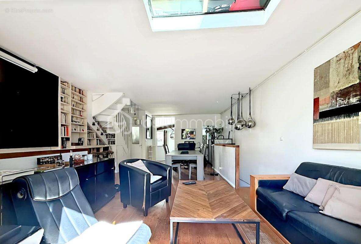 Maison à PARIS-19E