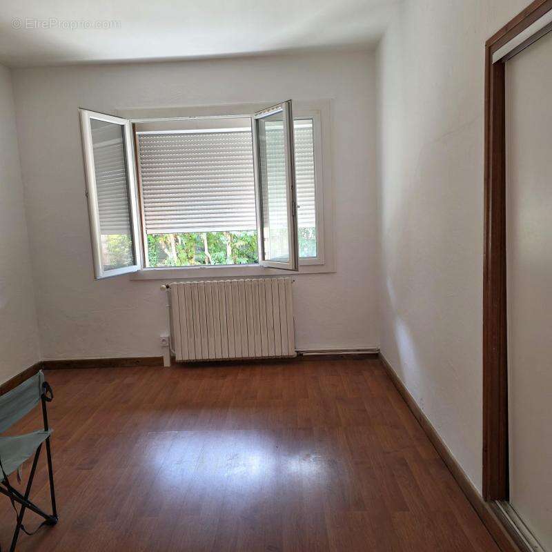 Spacieuse maison avec un joli terrain - photo 12