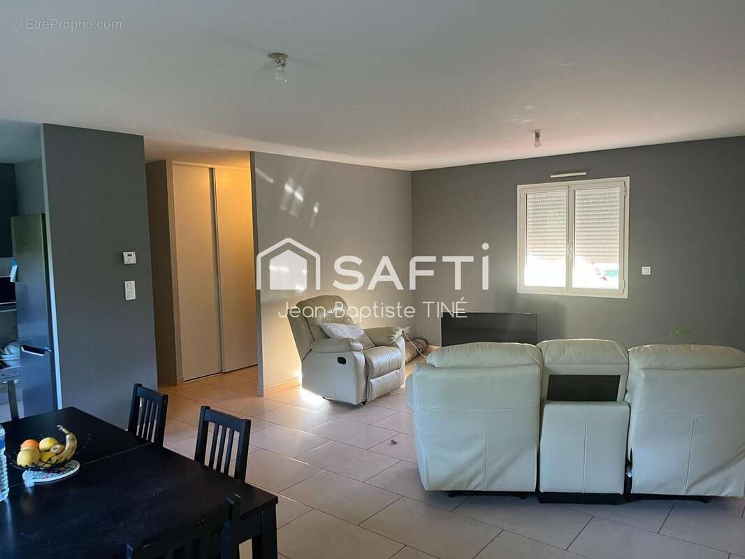 Photo 3 - Maison à MONTBETON