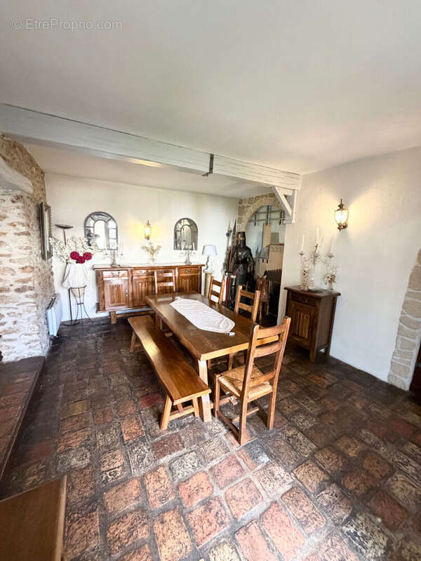 Maison à BOURAY-SUR-JUINE