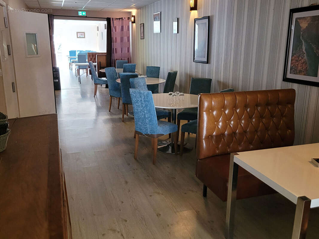 Commerce à SAINT-JUNIEN