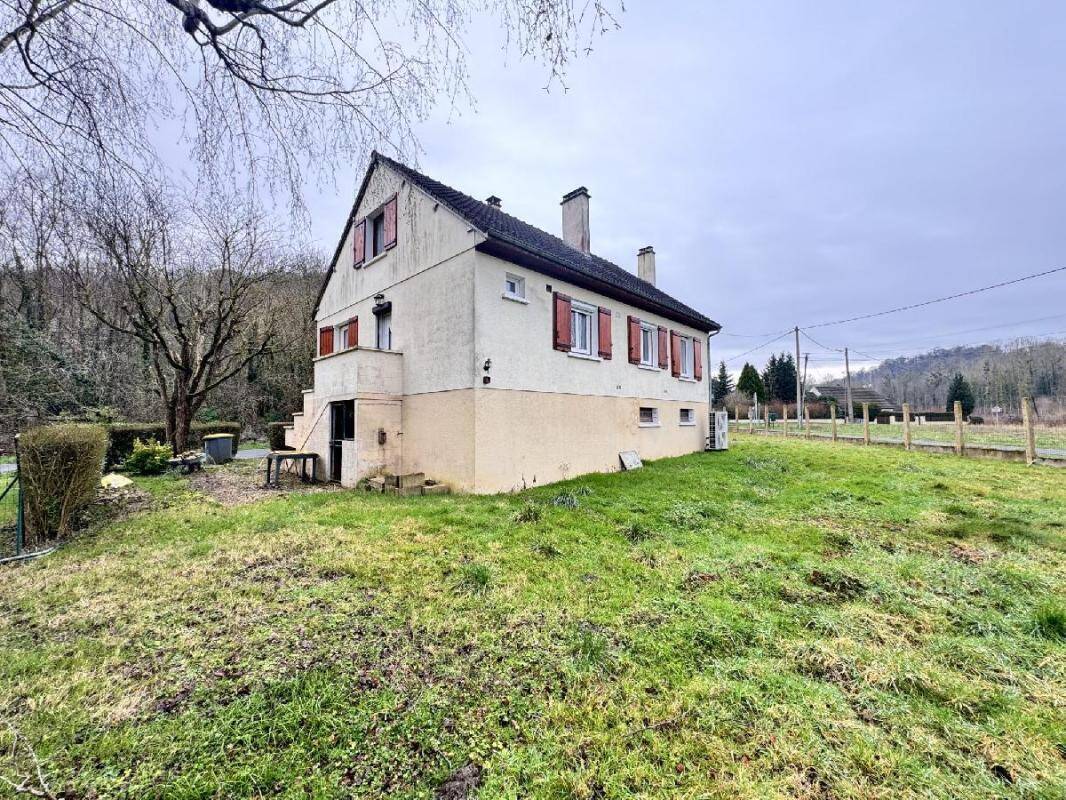 Maison à CRECY-AU-MONT