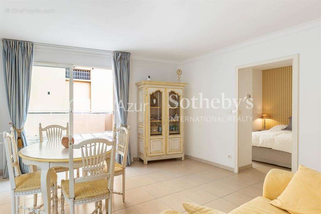 Appartement à BEAUSOLEIL