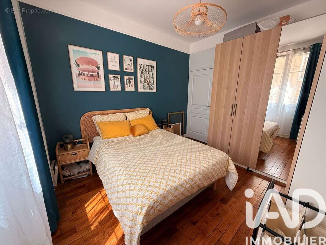 Photo 8 - Appartement à COURBEVOIE
