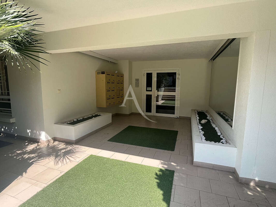 Appartement à LE CANNET