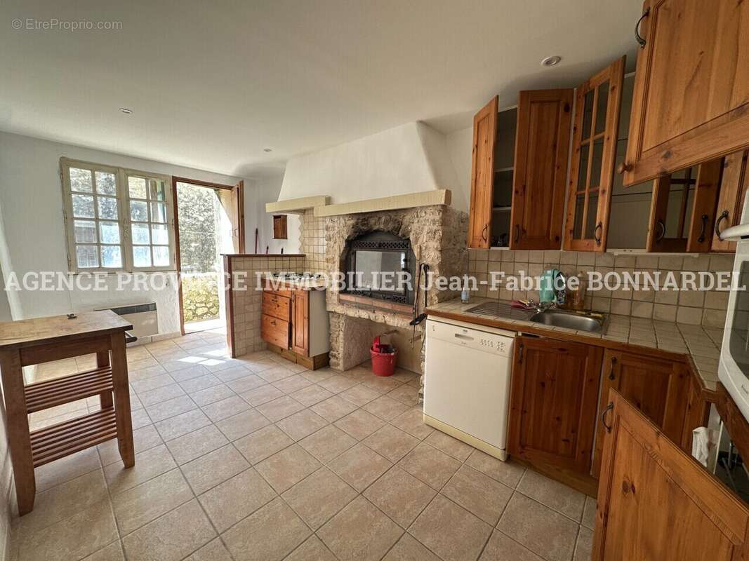 Maison à CHANTEMERLE-LES-GRIGNAN