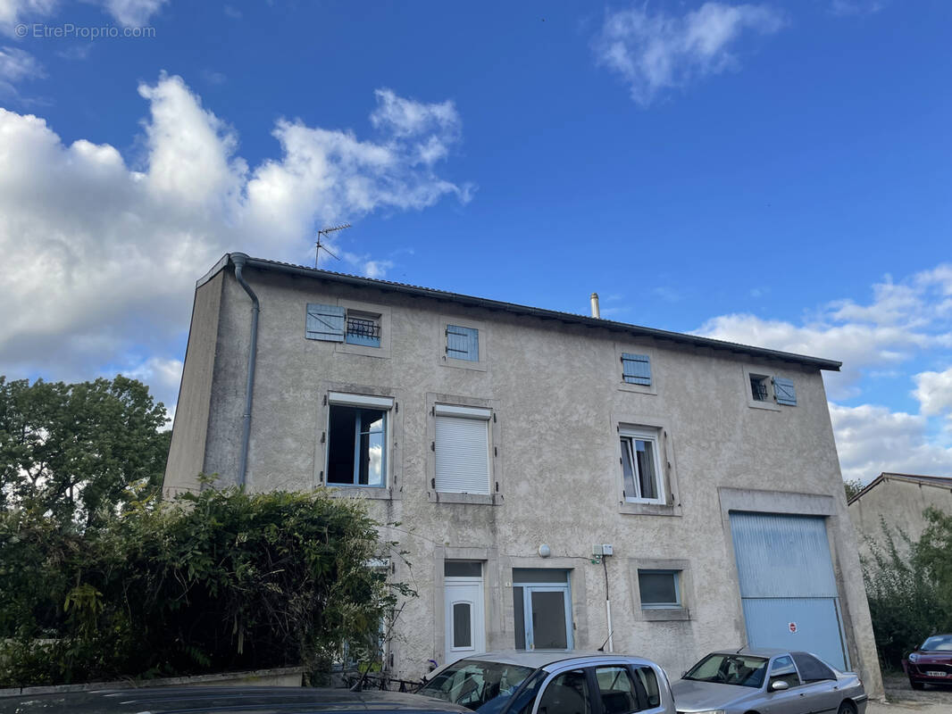 Appartement à VIGNEULLES-LES-HATTONCHATEL
