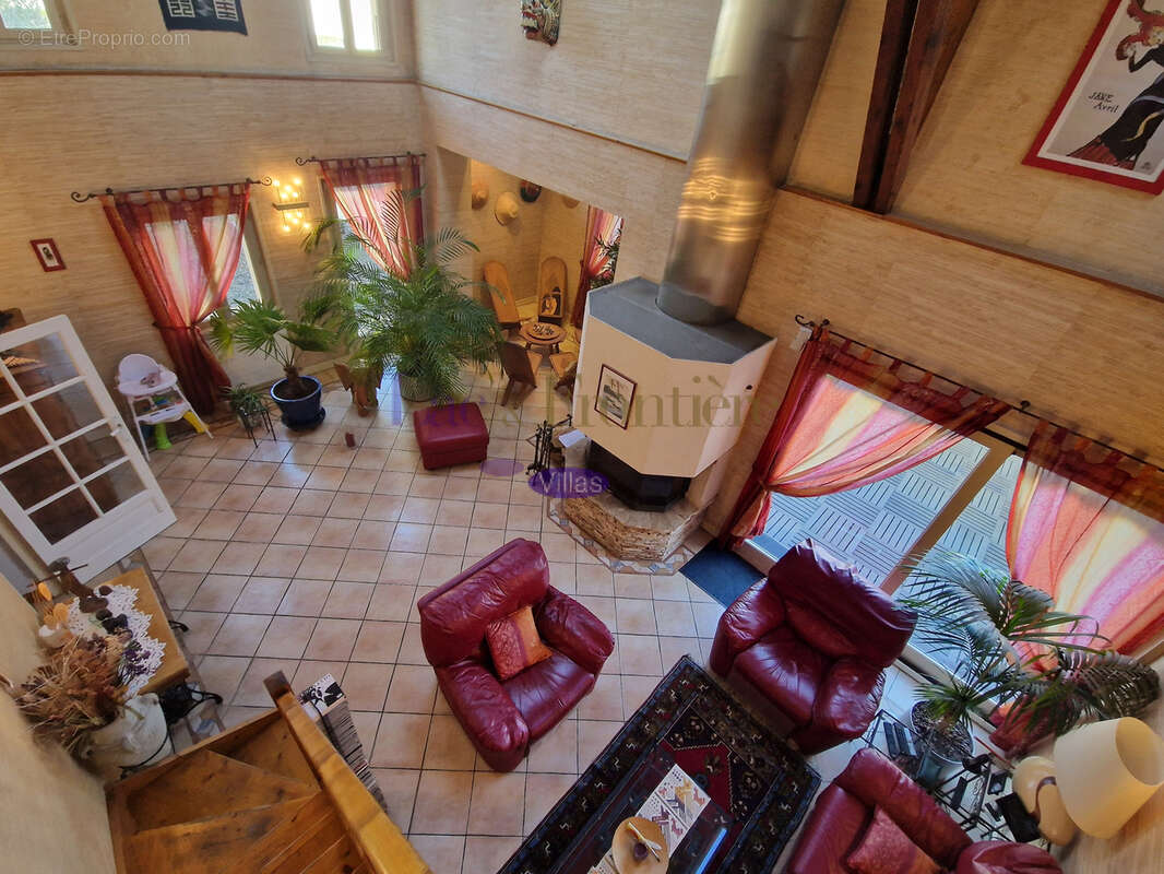 Maison à DOUVAINE