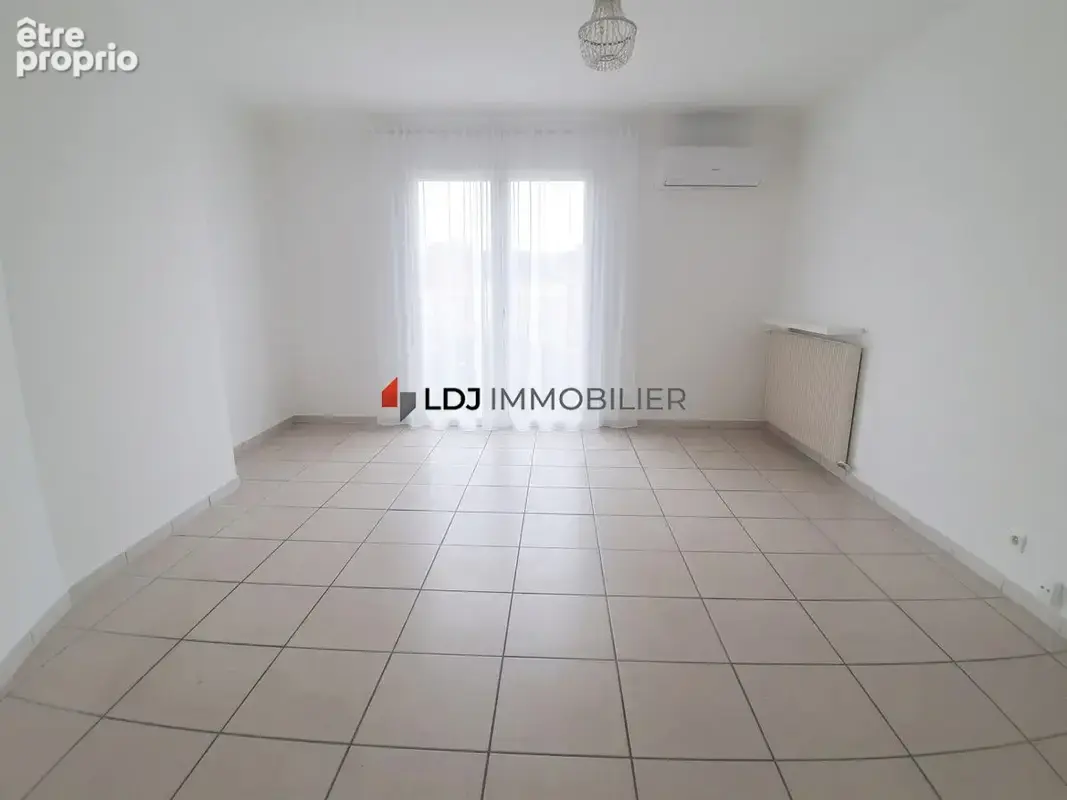 Appartement 4 pièces 84 m² à vendre à Perpignan (66000) - photo 2