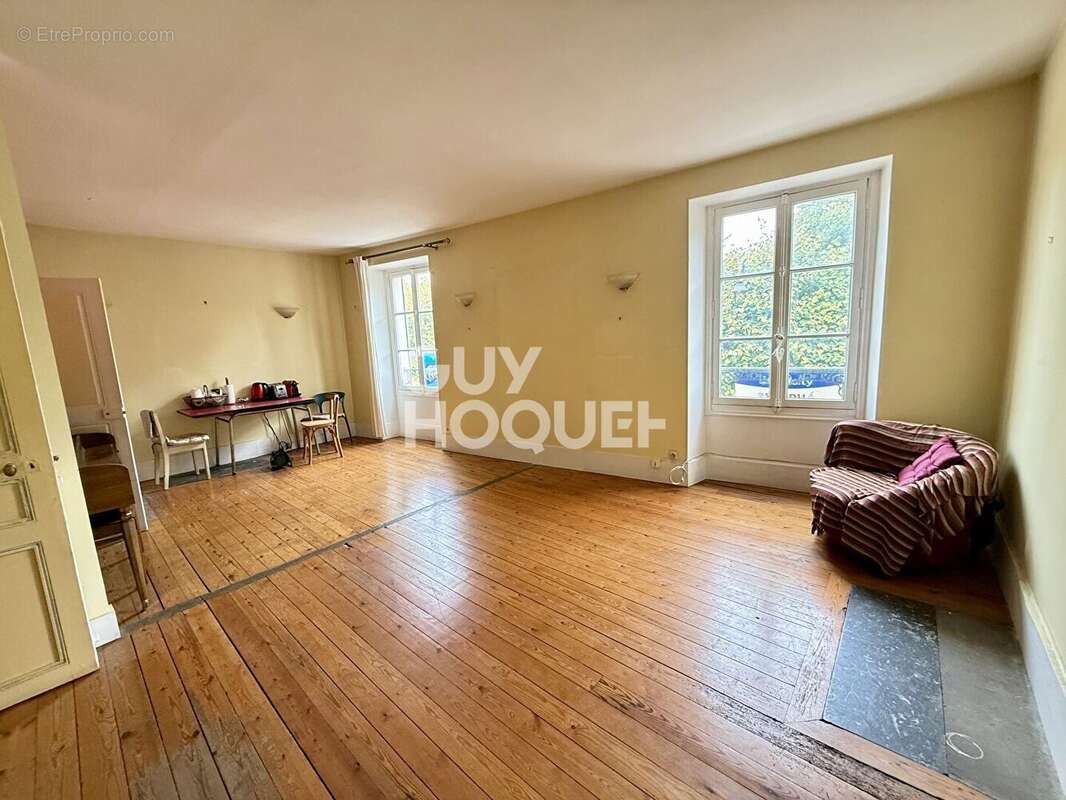 Appartement à EPONE