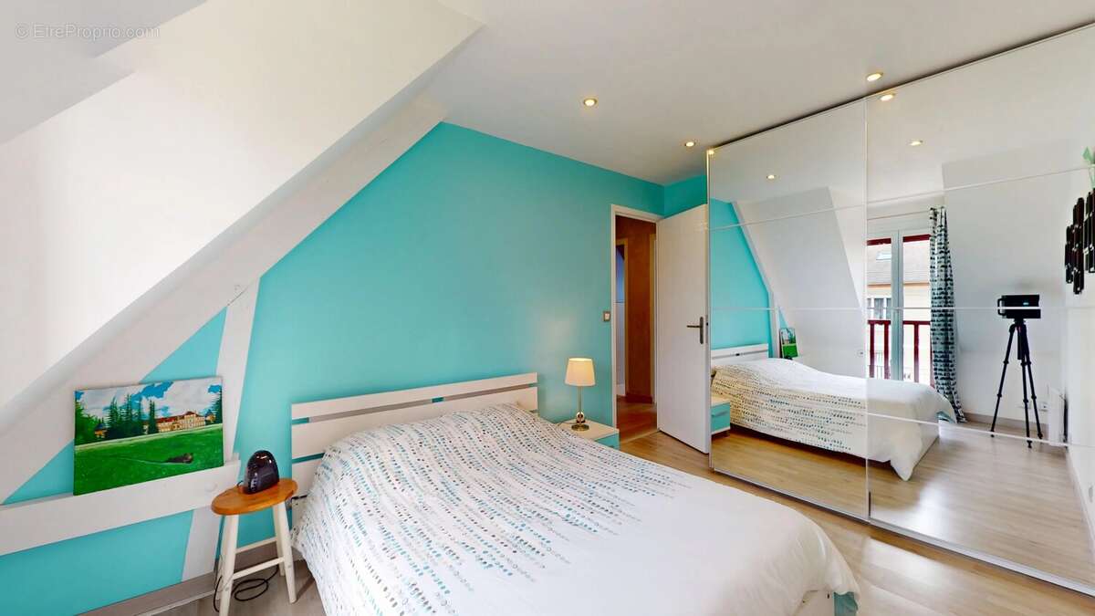 Maison à NEUILLY-PLAISANCE