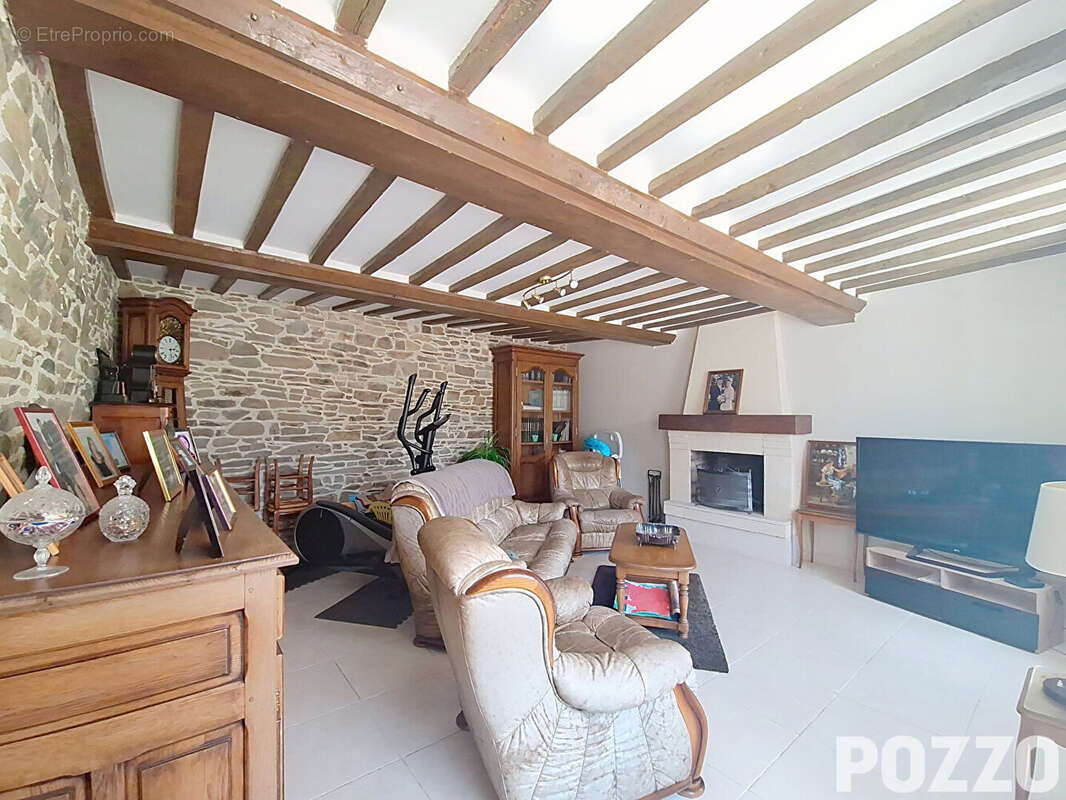 Maison à VILLERS-BOCAGE