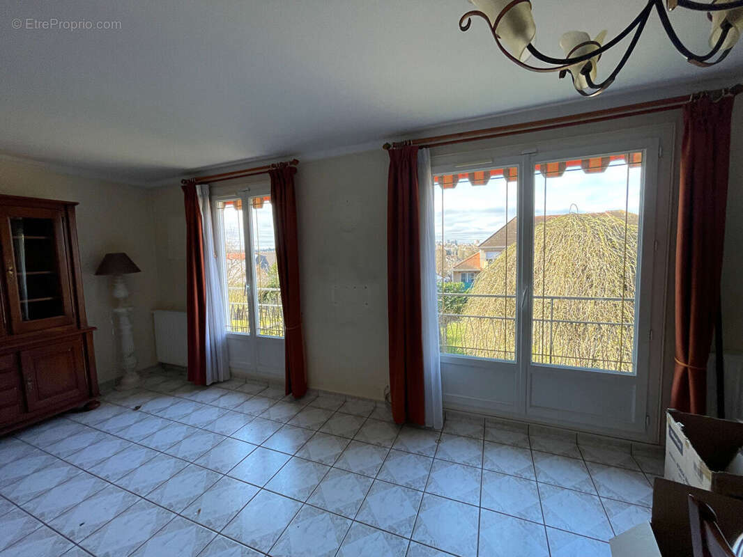 Maison à CORBEIL-ESSONNES