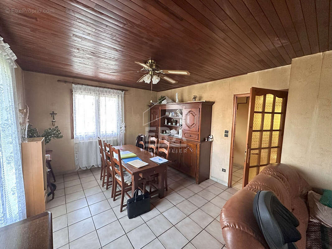 Maison à GRESY-SUR-AIX