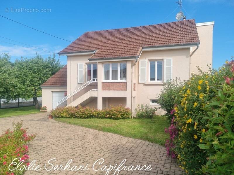 Maison à COURCELLES-LES-MONTBELIARD