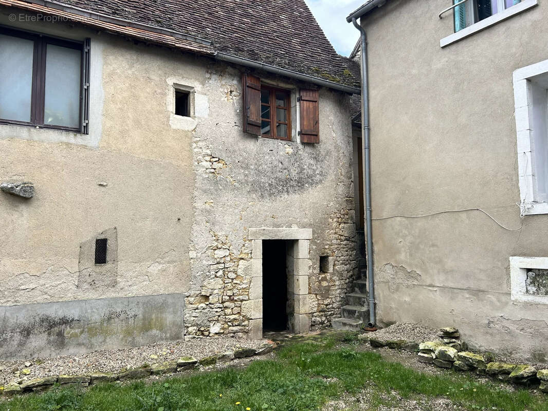 Maison à THENAY