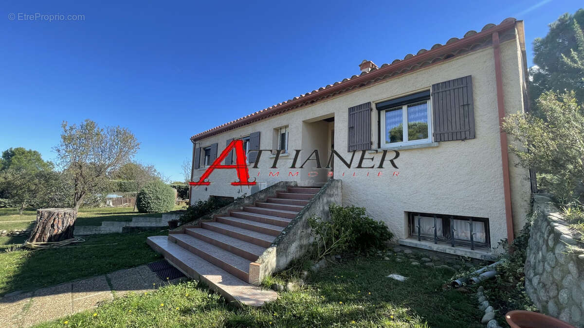 Villelongue Dels Monts - Villa 4 Faces 102 m2 carrez (160m2 utile) sur 3106m2 - photo 4