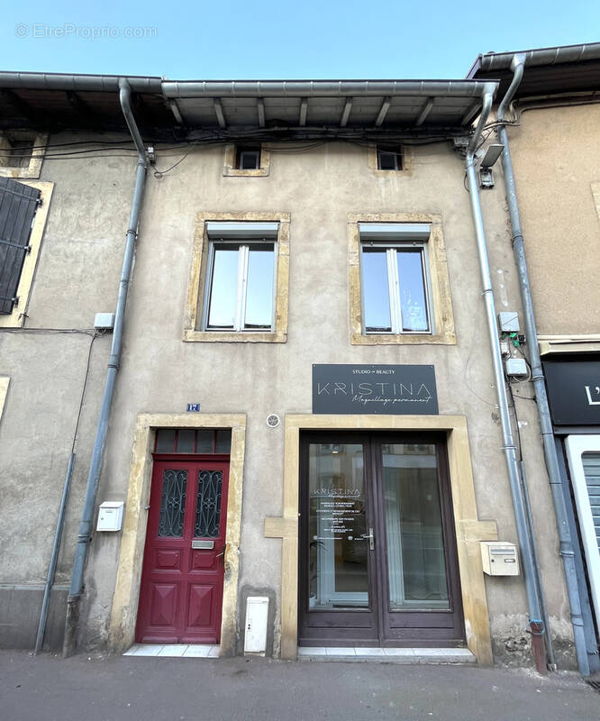 Appartement à MOULINS-LES-METZ