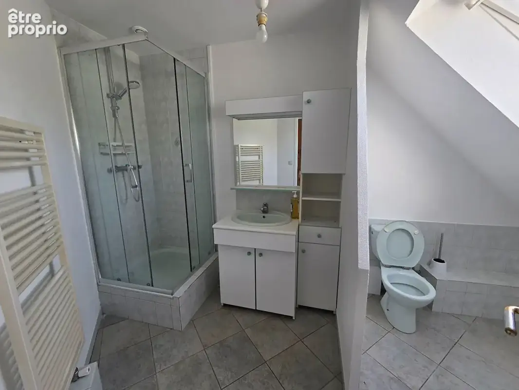 Appartement 2 pièces à vendre à Hennebont - Dernier étage - Centre ville - photo 4