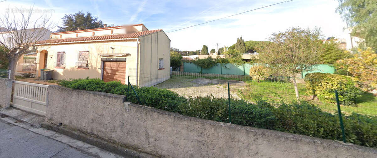 Maison à SIX-FOURS-LES-PLAGES