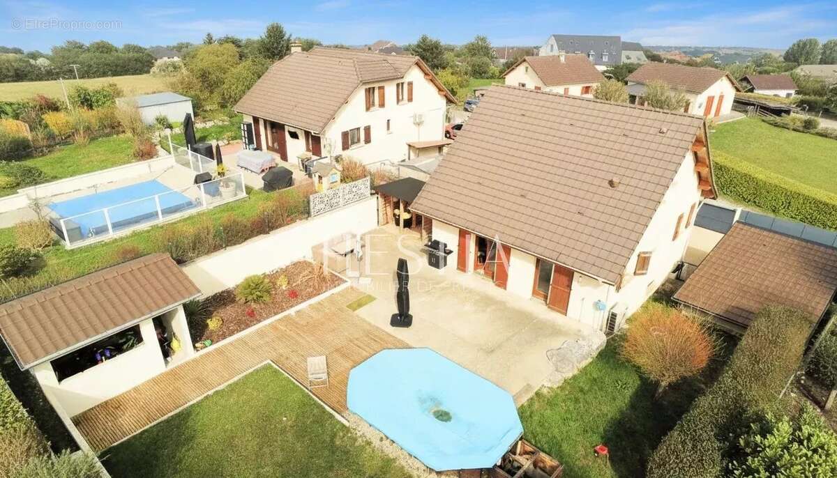 Maison à VALLIERES