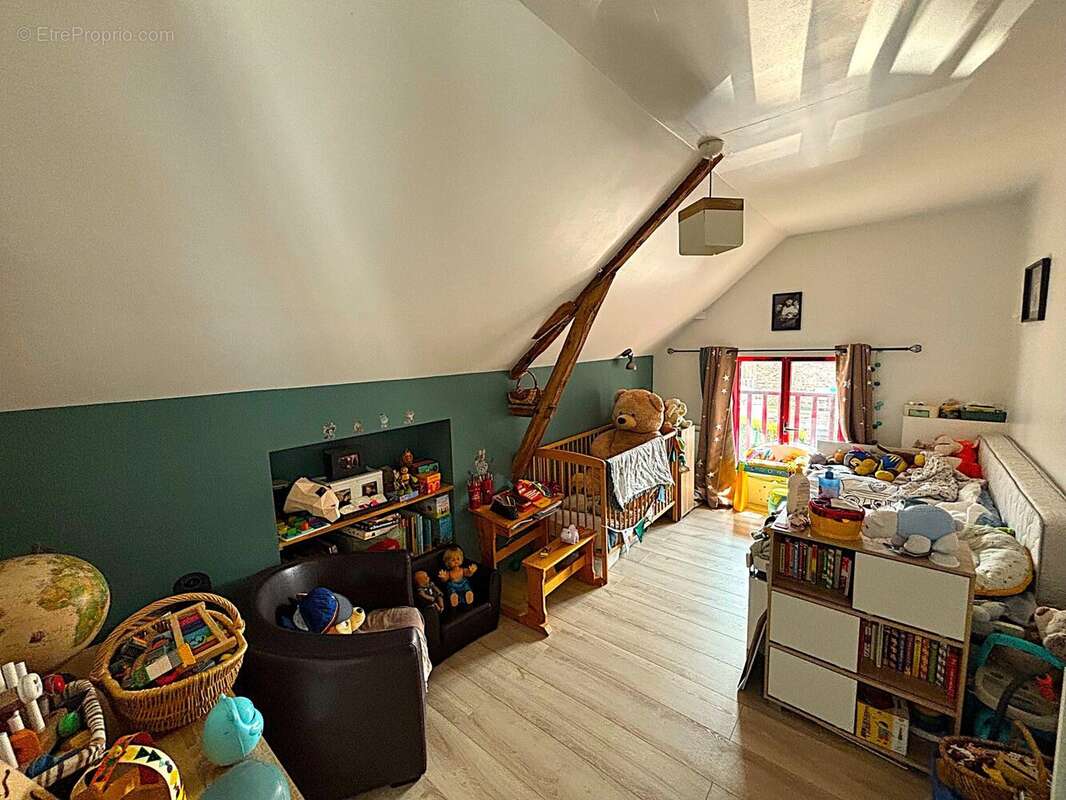 Maison à LA CHAPELLE-BOUEXIC