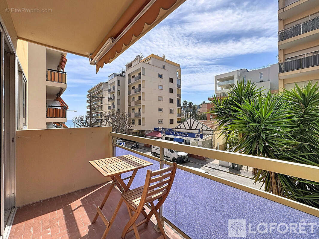 Appartement à ROQUEBRUNE-CAP-MARTIN