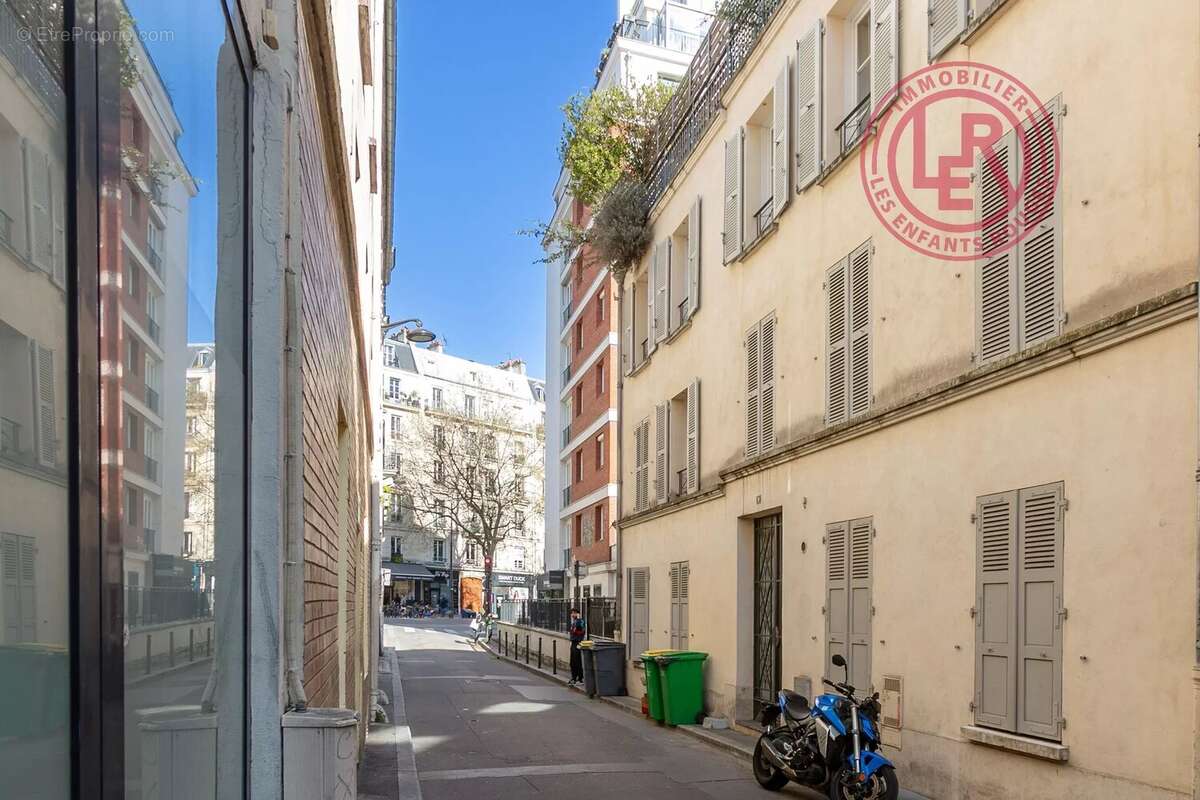 Appartement à PARIS-11E