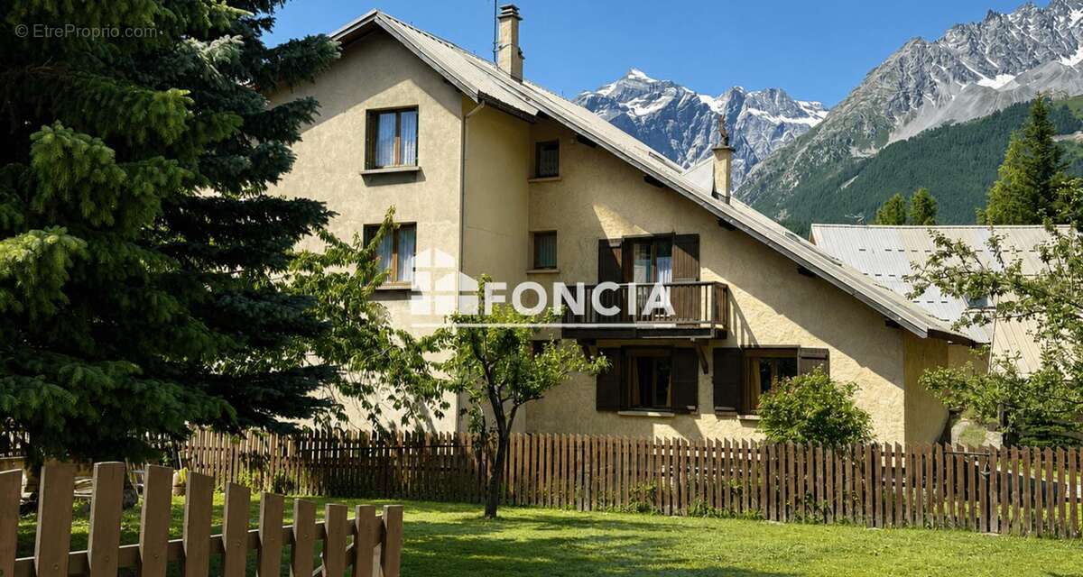 Maison à LE MONETIER-LES-BAINS