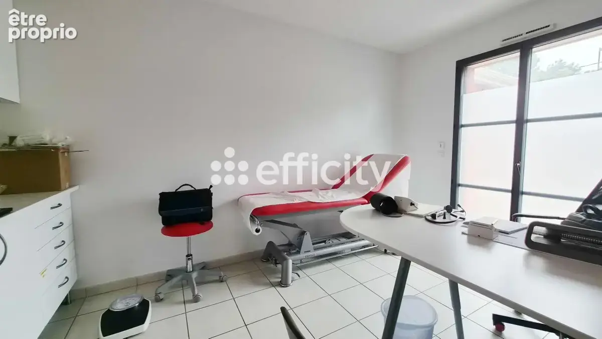 Locaux/Biens immobiliers - photo 8