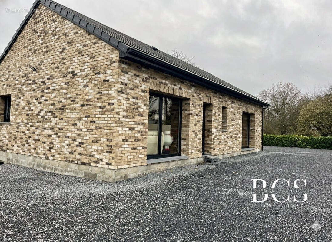 Maison à SAINT-AMAND-LES-EAUX