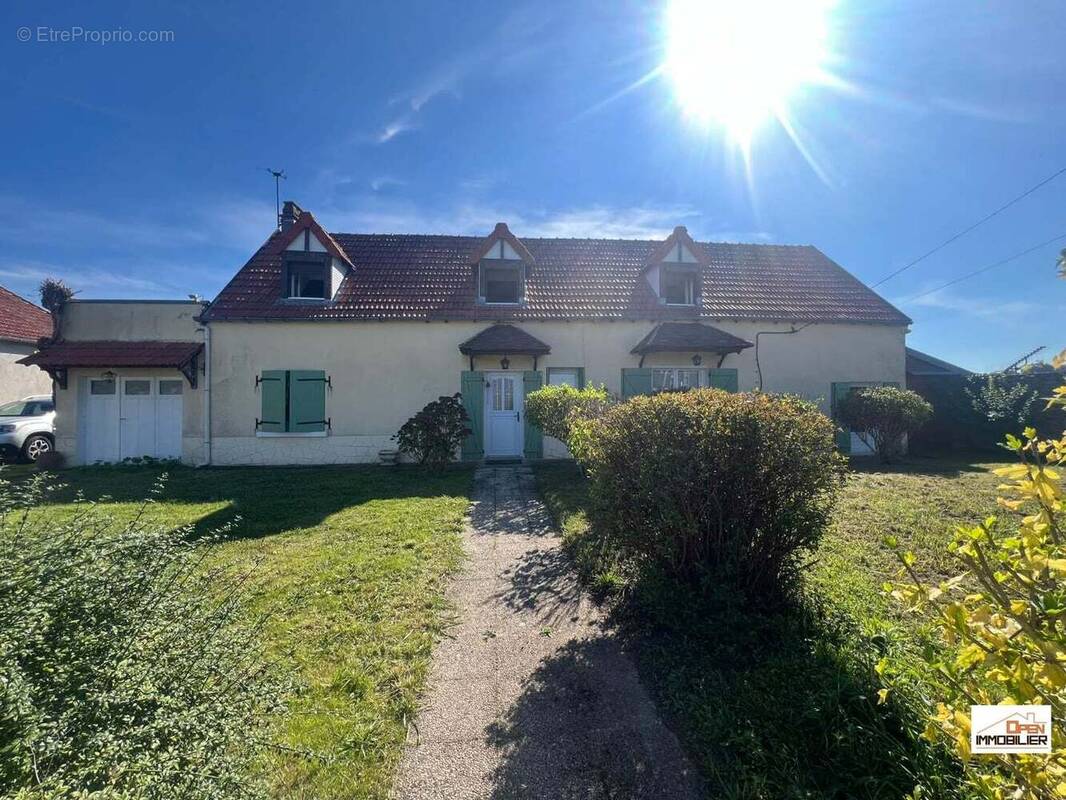 Maison à SAINT-SATURNIN