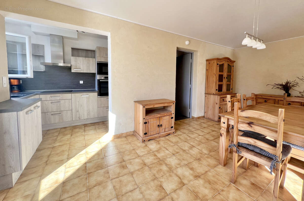 Maison à SAINT-MICHEL-L'OBSERVATOIRE