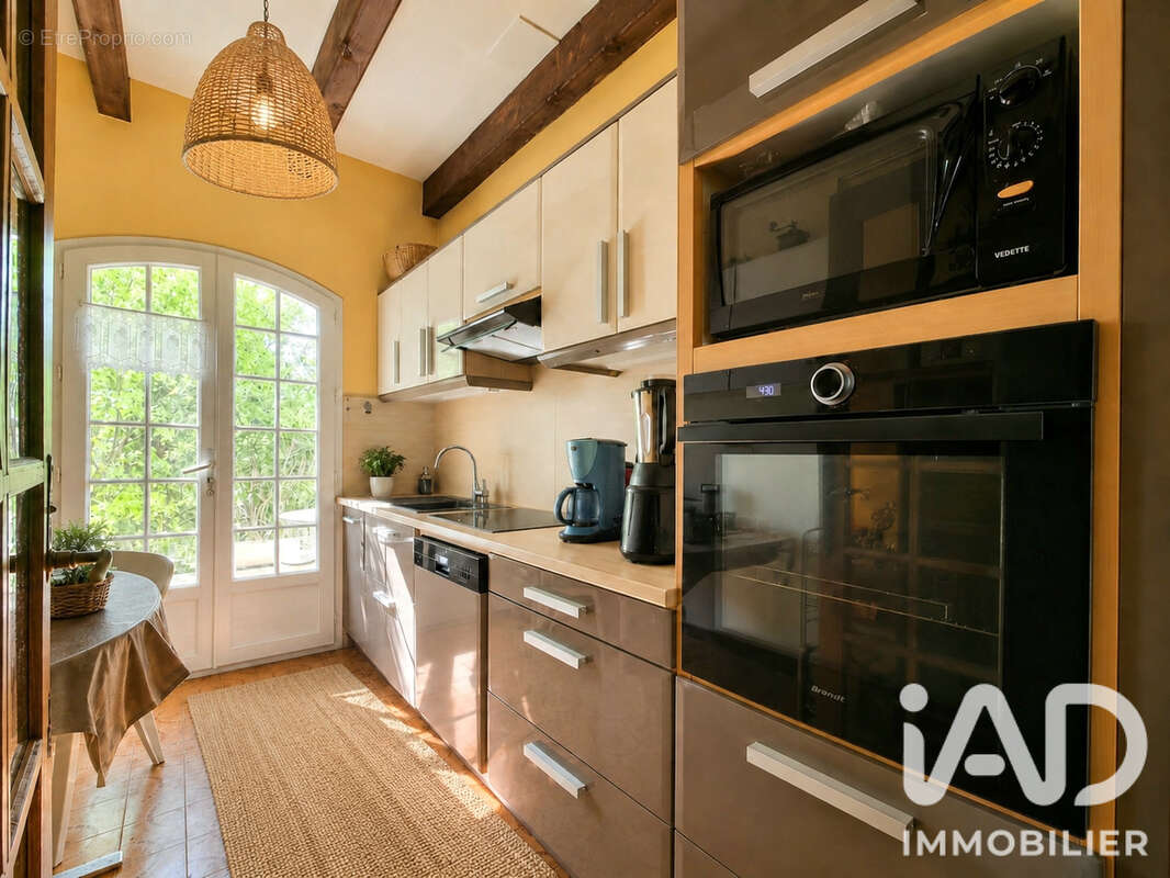 Maison 164 m² à Rousson  - photo 7