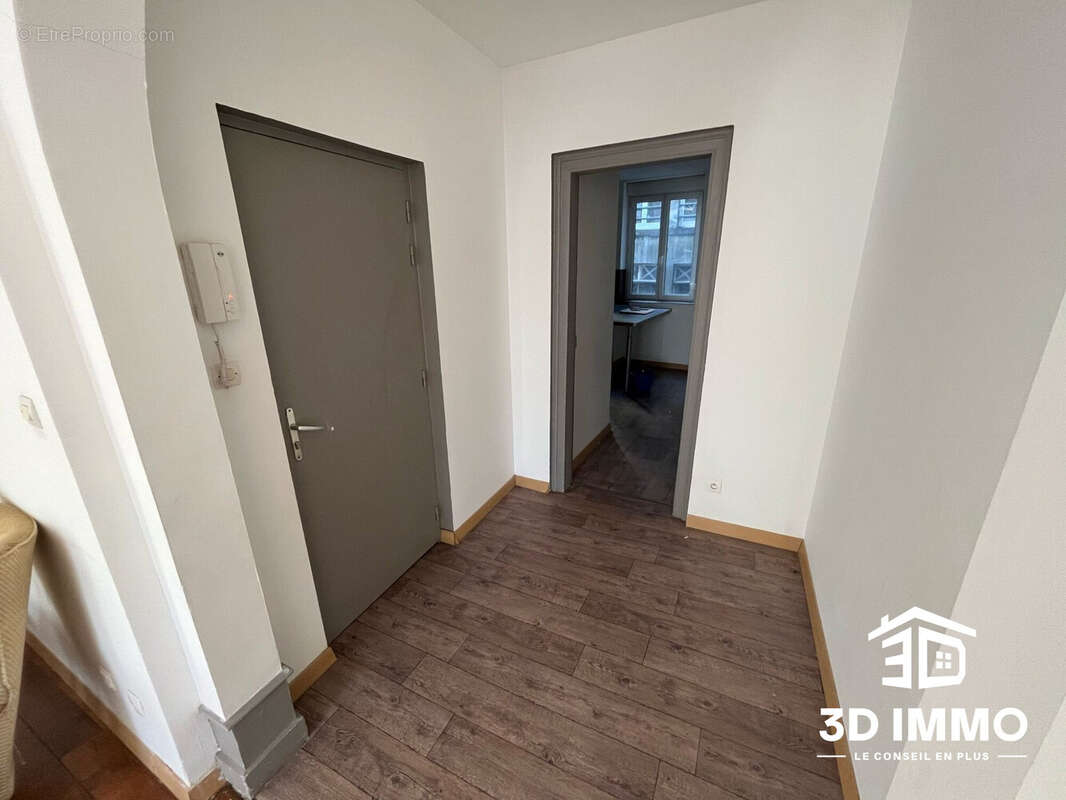 Appartement à AVESNES-SUR-HELPE