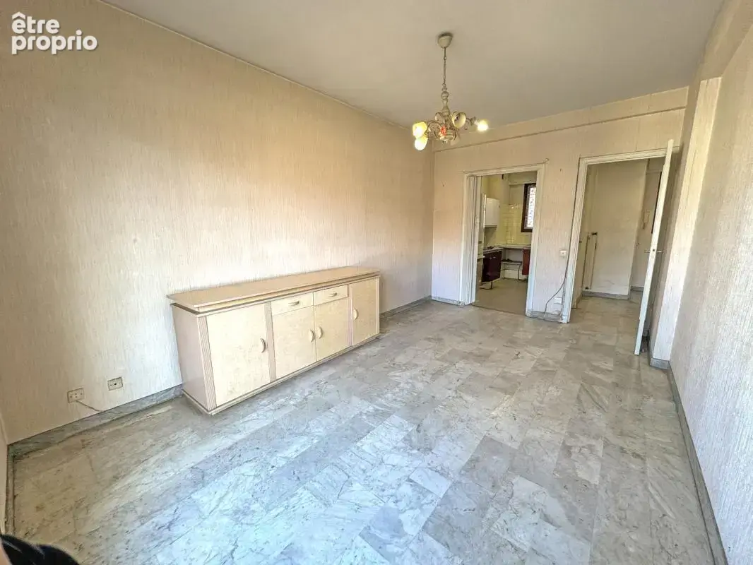 Lumineux 2 pièces –44 m² –Balcon –Cave –À rénover–Californie - photo 3
