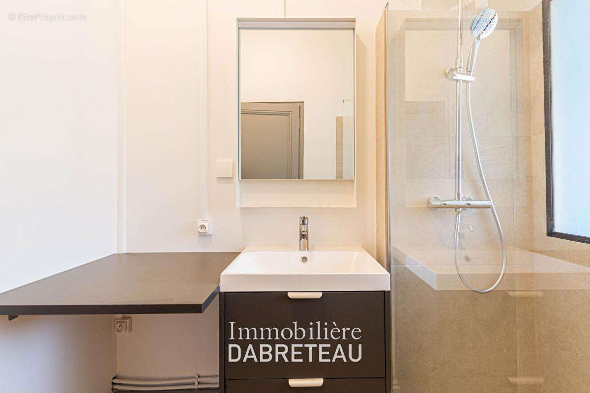 Appartement à LYON-6E